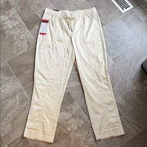 Tahari medium Men's Cream Pants NWT